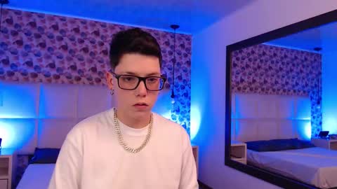 spencerm_ online show from October 2025 07:48:02 PM