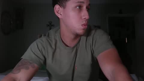 Snapshot of spicey_couple222 chatting on December 2024 12:41:02 AM spicey_couple222 online show from December 2024 12:41:02 AM