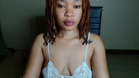 Snapshot of spicy_kerrine chatting on February 2026 01:21:02 AM Spicy kerrine online show from February 2026 01:21:02 AM