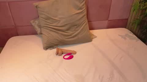 spicycarlaxx online show from March 2026 02:04:02 AM