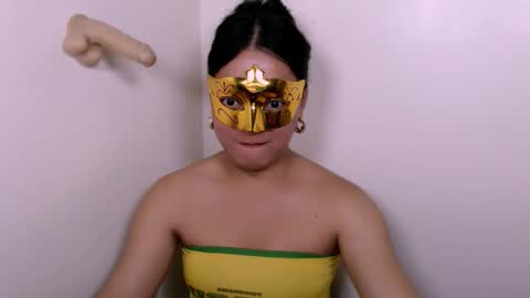 spicyhotchicks online show from January 2026 12:16:01 AM