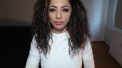 Snapshot of spoiled__doll chatting on January 2025 09:29:02 AM Doll online show from January 2025 09:29:02 AM