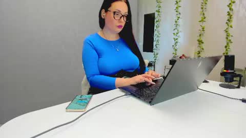 Lilith online show from July 2026 03:19:02 PM