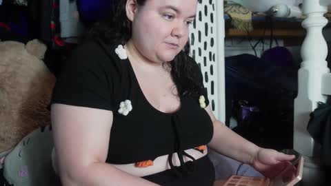 Snapshot of spookycamila chatting on December 2024 06:25:02 AM SpookyCamila online show from December 2024 06:25:02 AM