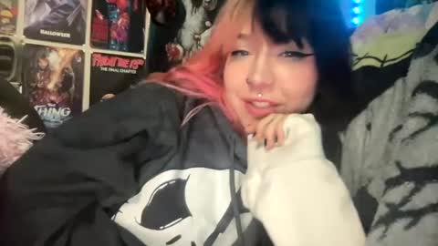 Pixie online show from October 2025 02:58:02 PM