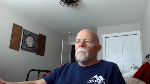 Snapshot of sportfish chatting on September 2025 08:21:01 PM sportfish online show from September 2025 08:21:01 PM