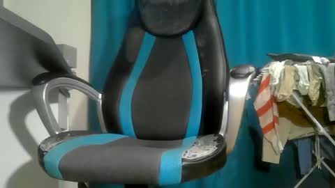 spotzi02 online show from January 2025 04:39:02 PM