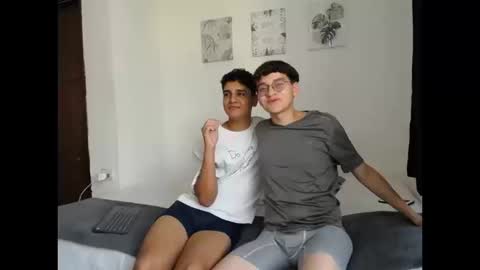 Snapshot of spritzboys chatting on October 2025 08:11:02 PM spritzboys online show from October 2025 08:11:02 PM