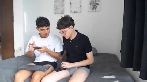 Snapshot of spritzboys chatting on October 2025 12:44:02 PM spritzboys online show from October 2025 12:44:02 PM