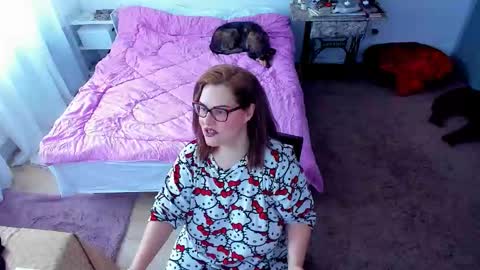 Snapshot of squirt_kimmm chatting on January 2026 12:32:02 PM Kim online show from January 2026 12:32:02 PM