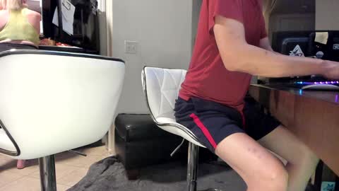 Snapshot of squirt_vip_room chatting on January 2025 01:08:01 AM Roxy Day  Mossimo Knight online show from January 2025 01:08:01 AM