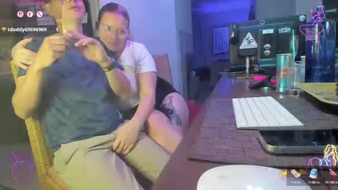 Snapshot of squirt_vip_room chatting on September 2025 04:40:02 AM Roxy Day  Mossimo Knight online show from September 2025 04:40:02 AM