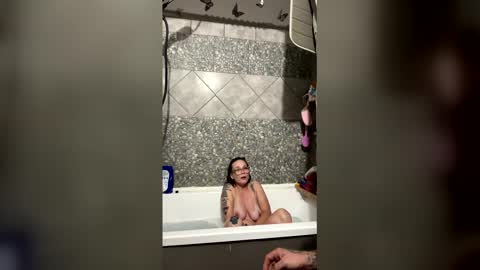 squirtingstar69 online show from April 2026 02:49:01 AM