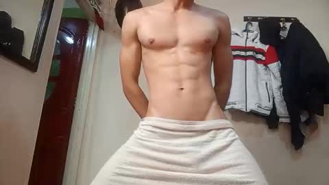 Flacofitxx online show from October 2025 05:25:02 PM