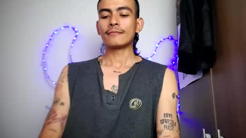 Snapshot of srcejotas chatting on December 2025 03:28:02 PM sorry mom online show from December 2025 03:28:02 PM