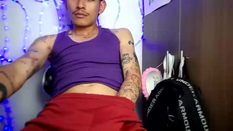 Snapshot of srcejotas chatting on December 2025 10:05:02 PM sorry mom online show from December 2025 10:05:02 PM