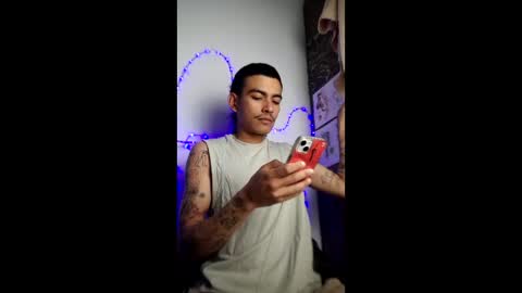 Snapshot of srcejotas chatting on December 2025 11:50:01 AM sorry mom online show from December 2025 11:50:01 AM