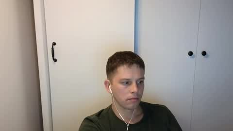 Snapshot of st1vemaster01 chatting on October 2025 04:04:01 PM st1vemaster01 online show from October 2025 04:04:01 PM