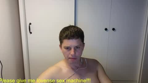 Snapshot of st1vemaster01 chatting on July 2026 01:39:02 PM st1vemaster01 online show from July 2026 01:39:02 PM