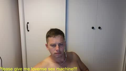 Snapshot of st1vemaster01 chatting on July 2026 02:02:02 PM st1vemaster01 online show from July 2026 02:02:02 PM