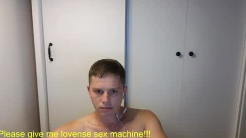 Snapshot of st1vemaster01 chatting on July 2026 12:48:02 PM st1vemaster01 online show from July 2026 12:48:02 PM