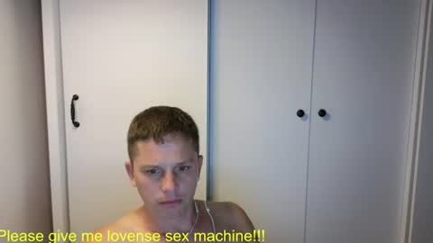 Snapshot of st1vemaster01 chatting on July 2026 02:04:01 PM st1vemaster01 online show from July 2026 02:04:01 PM