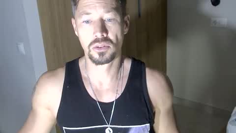 Snapshot of st_amor chatting on December 2024 06:28:02 AM St Amor online show from December 2024 06:28:02 AM