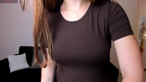 Snapshot of staceywood_ chatting on December 2024 10:28:02 AM Stacy Woods online show from December 2024 10:28:02 AM