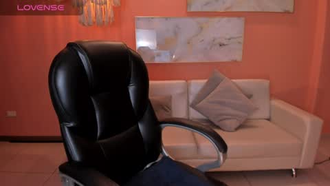 Snapshot of staceywood_ chatting on December 2024 01:45:02 PM Stacy Woods online show from December 2024 01:45:02 PM