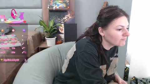 STACY online show from March 2025 04:33:02 PM