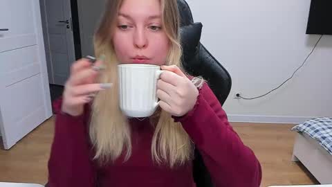 Stacy  online show from February 2025 03:38:01 PM