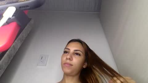 Stacy Queen online show from April 2026 02:40:02 AM