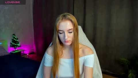 Snapshot of stacy_riiver chatting on January 2025 11:33:01 AM Stacy Mon Tue Wed Thu Fri Sun GMT GMT 3 1000am - 0400pm online show from January 2025 11:33:01 AM