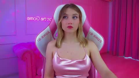 StacyEvances online show from June 2026 07:01:02 AM