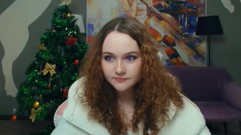 Snapshot of stacyroller chatting on February 2026 06:15:02 PM Violet online show from February 2026 06:15:02 PM