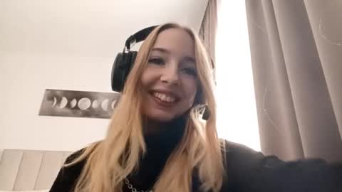 Mila online show from February 2026 06:30:02 AM