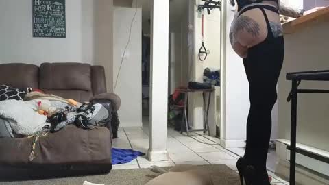 Submissive Slut LOVES adoration online show from January 2025 07:38:01 AM