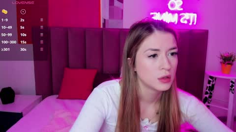 Snapshot of stacywells chatting on April 2026 01:26:01 AM Stacy online show from April 2026 01:26:01 AM