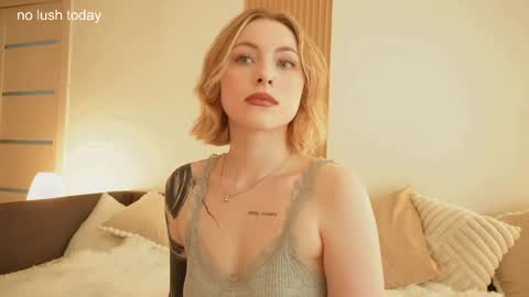 Kristina online show from June 2026 01:14:01 PM