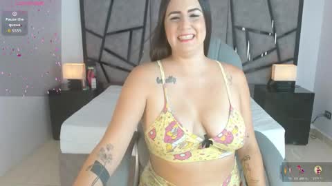 star_bluue online show from May 2026 03:02:01 AM