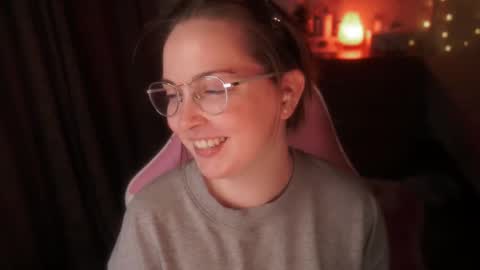 Alice online show from December 2025 12:19:01 AM