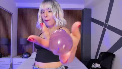 Snapshot of starbutterflyy_ chatting on October 2025 04:16:02 AM STAR online show from October 2025 04:16:02 AM