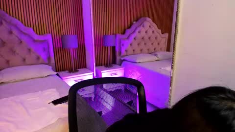 Snapshot of starbutterflyy_ chatting on November 2025 04:12:01 AM STAR online show from November 2025 04:12:01 AM