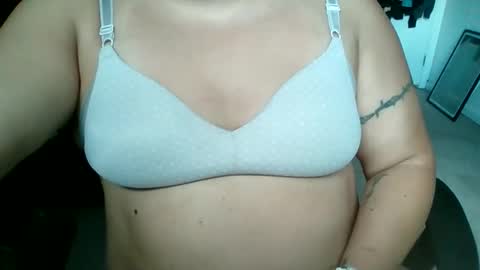 starella___saxxxton online show from October 2025 02:51:02 PM