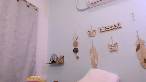 alejandra online show from July 2026 07:08:02 PM