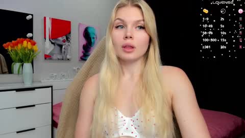 Caroline online show from March 2025 04:00:02 PM