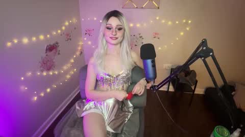 Starr online show from September 2025 03:18:02 AM