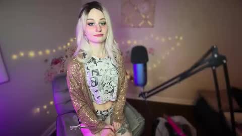 Starr online show from November 2025 04:13:02 AM