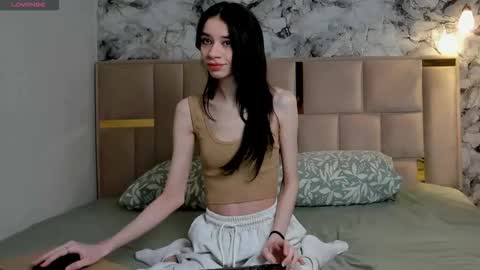 Hello my name is Amanda  online show from March 2026 09:41:01 PM