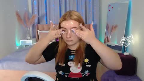 stasynickols online show from September 2025 07:04:01 PM